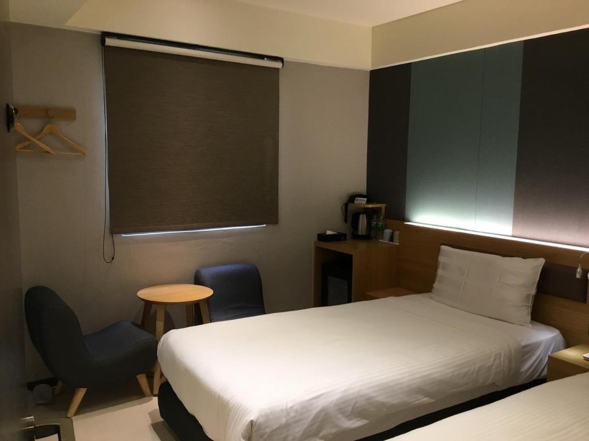 Fu Kuang Hotel Pingtung Buitenkant foto