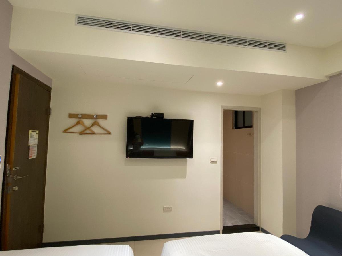 Fu Kuang Hotel Pingtung Buitenkant foto