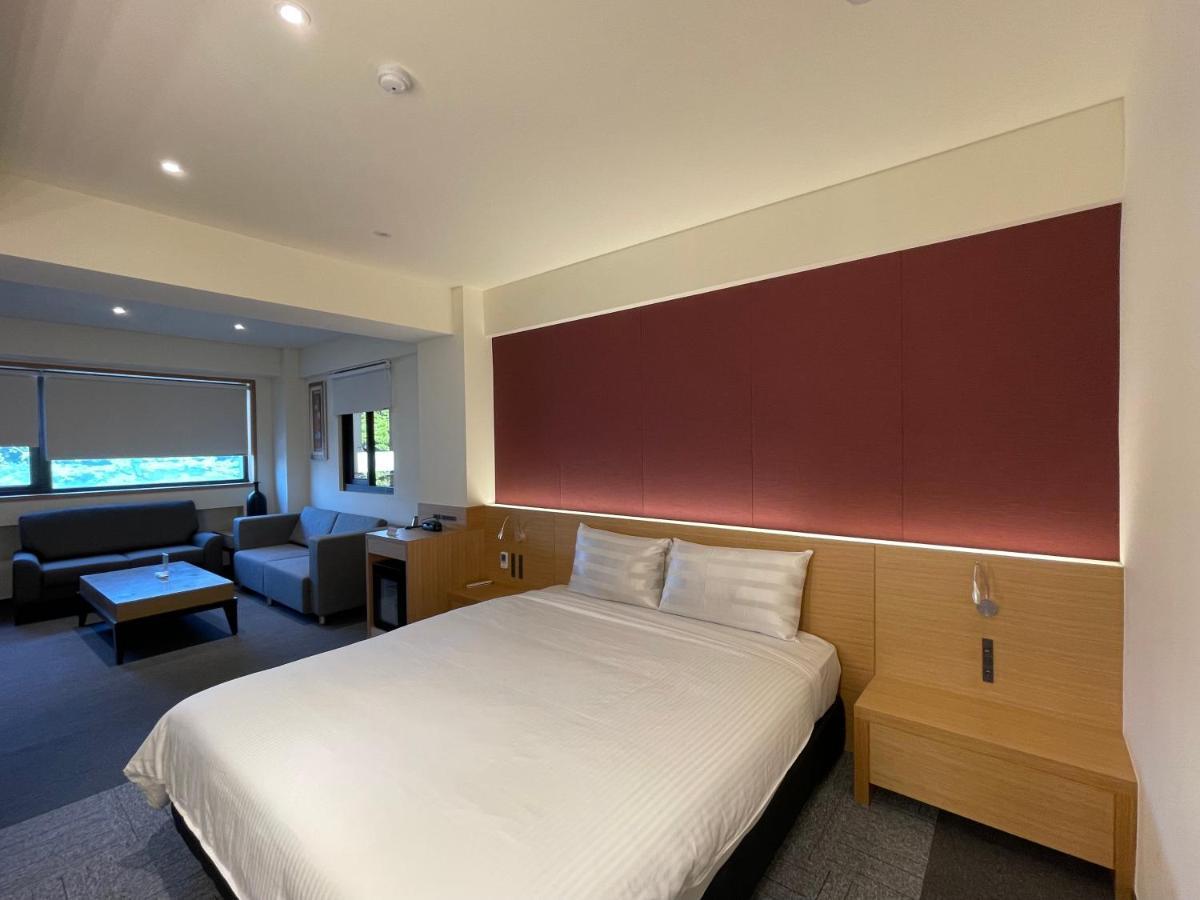Fu Kuang Hotel Pingtung Buitenkant foto