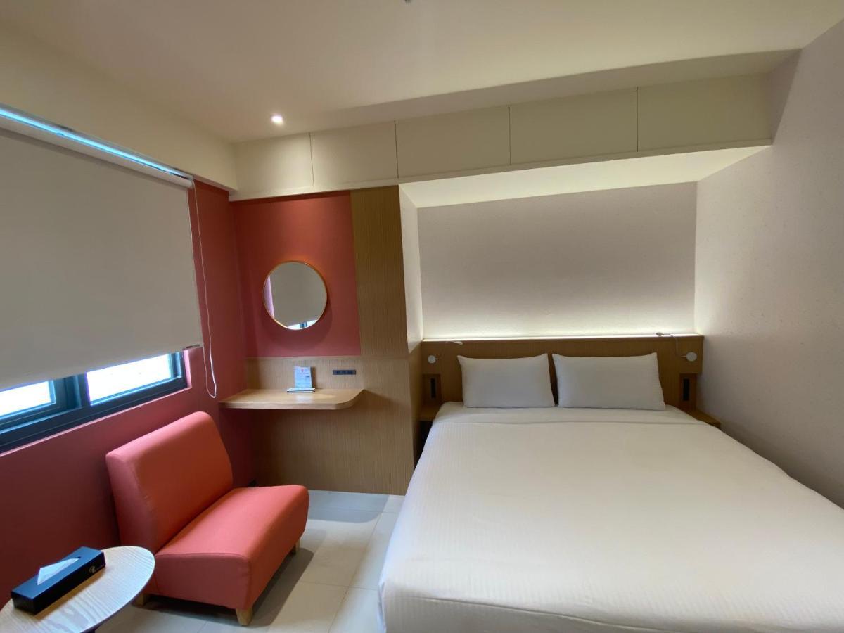 Fu Kuang Hotel Pingtung Buitenkant foto